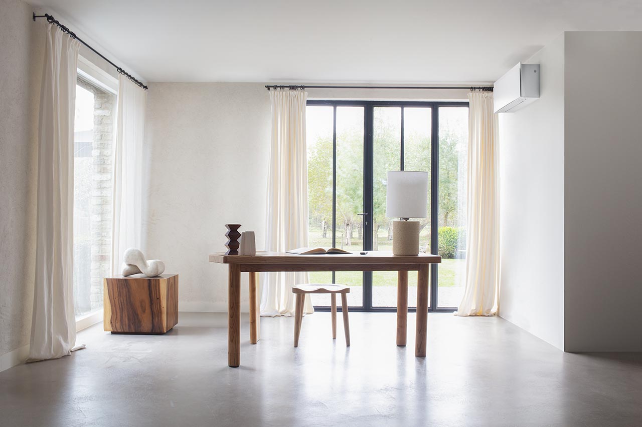 Daikin Emura mat kristal wit