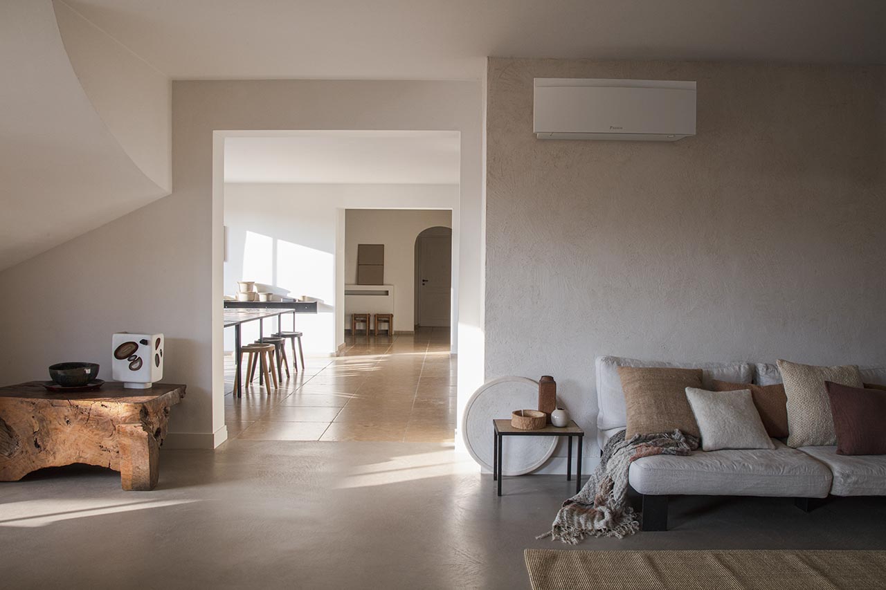 Daikin Emura mat kristal wit
