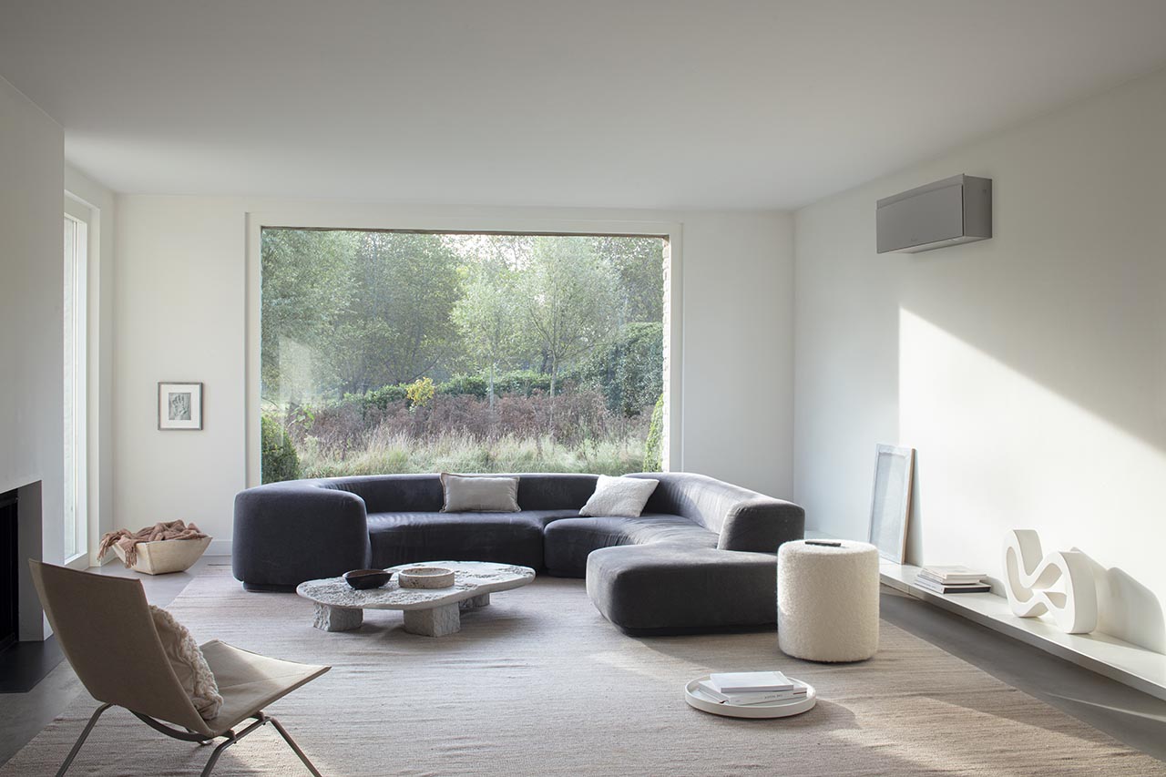 Daikin Emura zilver
